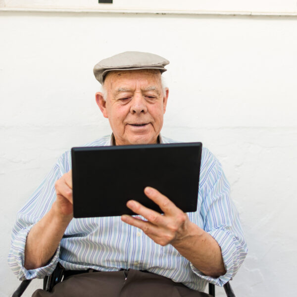 anziani e tecnologia